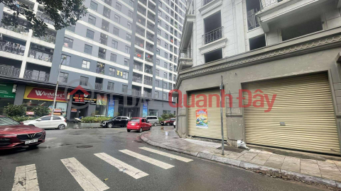 OWNER NEEDS TO SELL SHOPHOUSE IN HAI PHAT - GIA LAM, AREA 90 M2, PRICE 21 BILLION VND, CONTACT 0985865658 _0
