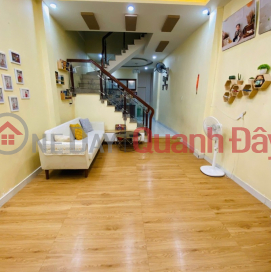 ► House in the alley, straight to Hoang Dieu Cho Moi street, 93m2, 2 floors, large yard, 4 bedrooms, 3.x billion _0