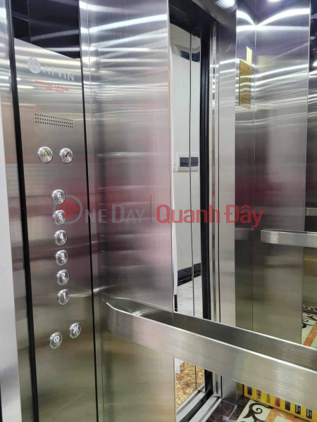 Bán nhà mặt phố Quán Thánh, 56m2, 6 tầng thang máy, nhỉnh 35 tỷ, vỉa hè rộng, kinh doanh đỉnh, Việt Nam | Bán, đ 35 tỷ