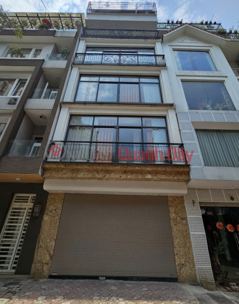 Cho thuê nhà, 98m2_ 4.5T; Hoàng Quốc Việt, Tô Hiệu, Nghĩa Tân -27 tr _0