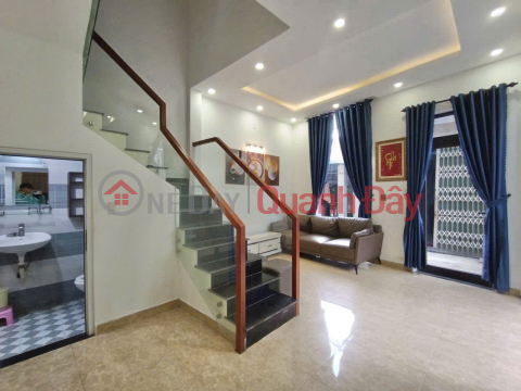 ► K Hoang Dieu, 2 sides open, 51m2, 3 floors, 3 enclosed bedrooms, front and back rooftop terraces, 3.xx billion VND _0