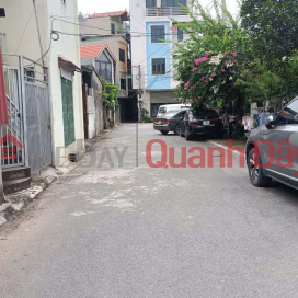 Cần bán 43.8 m2 đất Trâu Quỳ, giá chỉ 4.5 tỷ, liên hệ 0985865658 _0