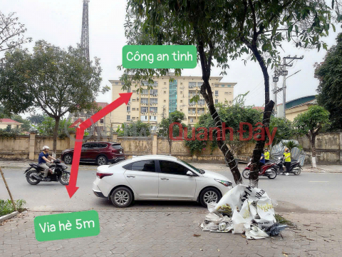 House on the street near Ha Nam Provincial Police 102m2 3ty990 _0