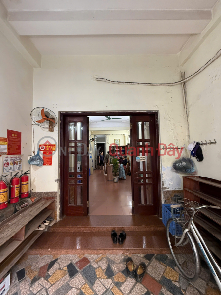 The owner is renting out the entire corner house, facing east, on Ba Trieu street, Hai Ba Trung district, Hanoi. Vietnam | Rental | đ 75 Million/ month
