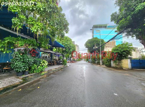 4-Story House for Sale, Commercial Frontage in District 7, Area 37m2 (4.3m x 8.5m),Price 9.5 Billion VND, Near Nguyen Thi Thap Street _0