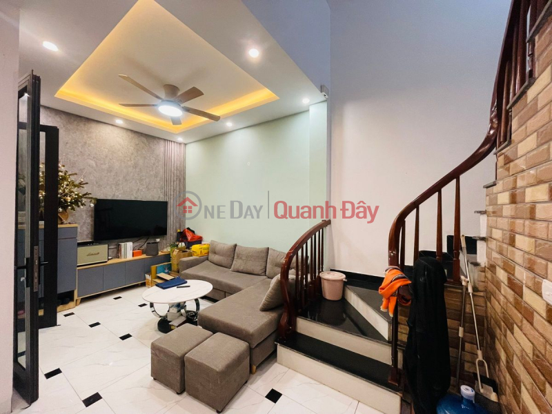 Owner Sells House Nguyen Khang, Cau Giay, Nong Lane, Near Street.33m2x5T, 5.1 billion. (Standard TT Commitment). Sales Listings