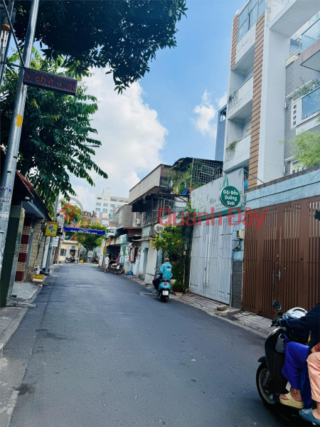 đ 14.79 Billion | **3-storey house for sale in Bach Dang commune, ward 2, Tan Binh; (6*18.5),over 14 billion