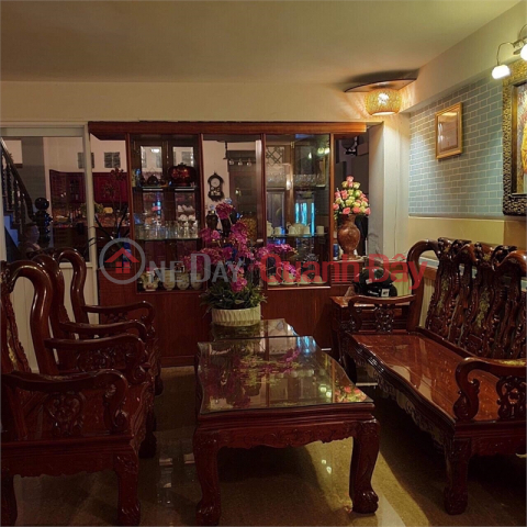 House for sale with 3 floors in front of Phan Van Tri is as beautiful as a dream, full of beautiful and sparkling Kien wood furniture _0