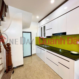 BEAUTIFUL HOUSE FOR SALE ON TRAN THAI TONG STREET, THONG ALLEY, PERFECT SECURITY - 5 FLOORS, 7.85 BILLION _0