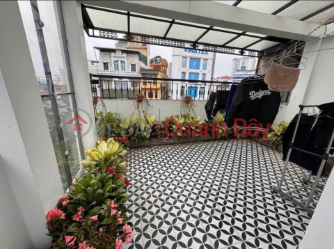 Vỉa hè 8M, Dt 45M2, mt 4,5M, 7T,38 TỶ, trung tâm Ba Đình kinh doanh đẳng cấp,vị trí kim cương,ô tô hai chiều _0