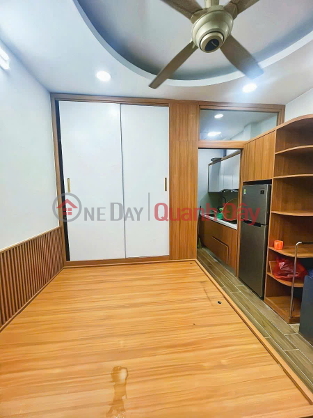 Bán Nhanh - Nhà Đẹp Lạc Long Quân - 35m2 × 5 tầng - Ngõ rộng - Sổ đỏ chính chủ - Vào ở ngay | Việt Nam | Bán, đ 7,8 tỷ