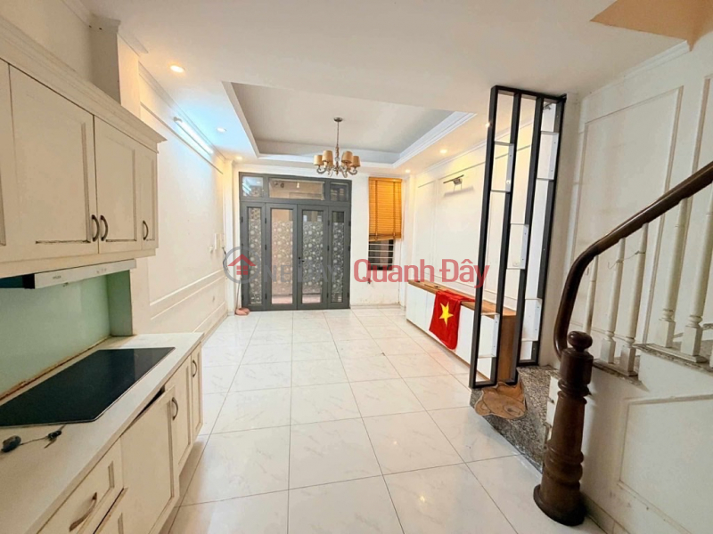 THUY KHUE, AREA 31M x 6 FLOORS, 8.4 BILLION, ALLEY THROUGH THREE-RIVER AVOIDANCE, 60M TO THE LAKE Sales Listings