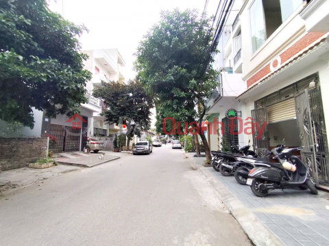 Bán nhà mặt đường Đoàn Kết - Quán Nam, 100m 4 tầng, giá 8 tỉ , vị trí đẹp _0