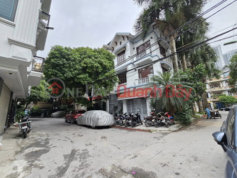 TOWNHOUSE ADJACENT TO VIP AREA OF LIEN CO ADMINISTRATIVE CENTER OF NAM TU IEM DISTRICT, HANOI _0