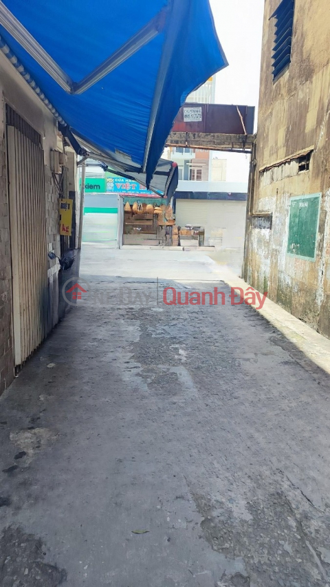 The car alley is parked next to the front of Nguyen Kiem Street, right at Phu Nhuan intersection, 56m2, about 6 billion _0