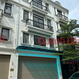 OWNER SELLS 5-STOREY HOUSE WITH 1 ROOFTOP, MODERN ELEVATOR - 31Ha URBAN AREA, TRAU QUY, Gia Lam, HN _0