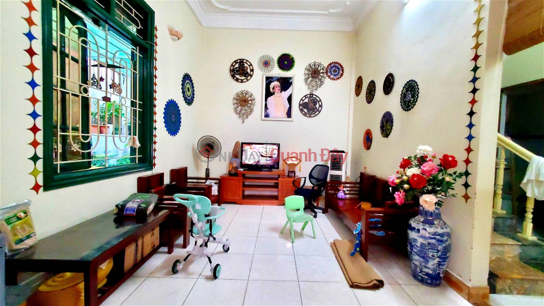 Property Search Vietnam | OneDay | Residential, Sales Listings | Lac Long Quan Townhouse for Sale, Cau Giay District. 110m Frontage 8.5m Approximately 10 Billion. Commitment to Real Photos Accurate Description.