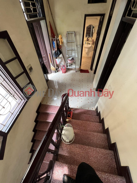 Selling Linh Nam Subdivision House, 45m2, 5 floors, 13m frontage, 13.8 billion, sidewalk, car bypass, top business Sales Listings