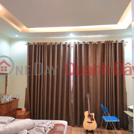 HOUSE FOR SALE HOANG CAU LAKE 1 STEP TO THE LAKE WAVES. 30M ABOUT 4TY CARS PARKING DOOR _0