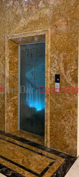 Corner house for rent, 221m2 - 5.5 floors, Nguyen Tuan, Vu Trong Phung - 89 million VND Rental Listings