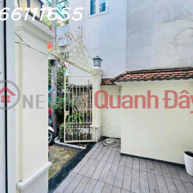 BÁN NHÀ CỐNG QUỲNH- P.NGUYỄN CƯ TRINH - SÁT MẶT TIỀN- 5 TẦNG - 3 PHÒNG NGỦ- NỞ HẬU ĐẸP FULL NỘI THẤT - 40M2 _0