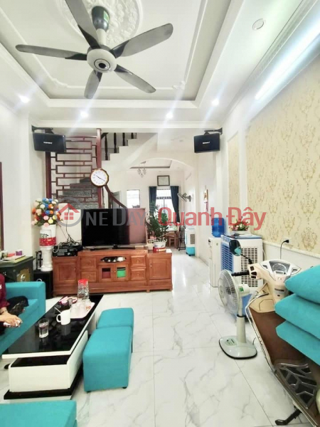 3-storey house in Tran Huy Lieu lane. Sales Listings (viet-5467135203)