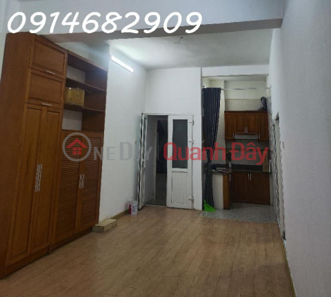 BÁN CĂN CHUNG CƯ PHỐ LÊ VĂN LƯƠNG 70M2, 2 NGỦ, FULL NỘI THẤT, CÓ SLOT GỬI Ô TÔ, HƠN 3 TỶ _0