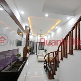 Selling a meticulously built house on Nguyen Van Troi - Thanh Xuan, a beautiful house. Area: 38m x 4 floors - price over 7 billion. _0