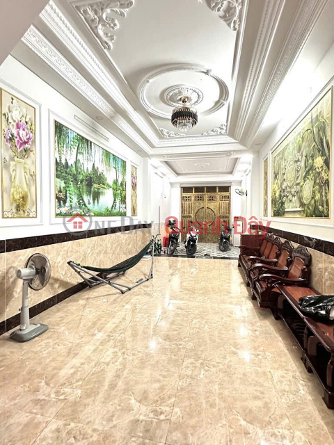 D1973 ️ House with street frontage on Tran Thi He Street, District 12, Ho Chi Minh City. Square plot, 5 floors, 4x20m, 8.x billion VND (x is small). _0