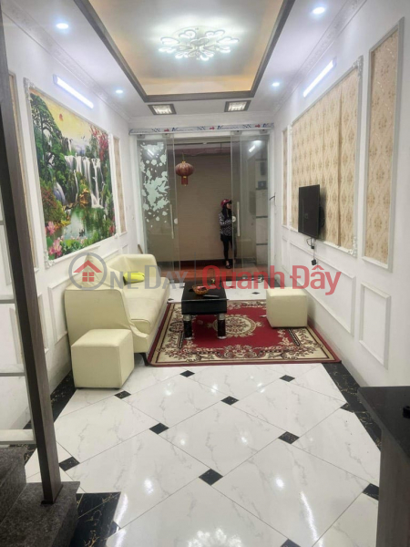 ENTIRE HOUSE FOR RENT IN TAM TRINH, 5 FLOORS, 30M2, 3 BEDROOM, FULL FURNISHED, 10 MILLION\\/MONTH. Rental Listings