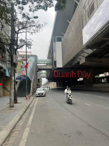 BEAUTIFUL HOUSE, CORNER LOT, 3 OPEN SIDES - RESIDENTIAL BUILDING - WIDE ALLEY, 50M FROM HO TUNG MAU STREET., Vietnam | Sales, đ 7.4 Billion