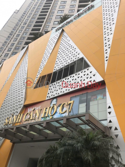 Căn 3PN VINHOMES D'CAPITALE C7 ban công view hồ điều hòa siệu đẹp, giá thuê phải chăng! _0