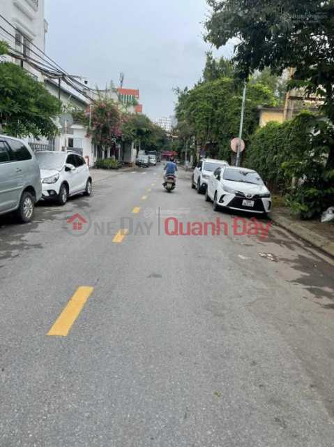 NHÀ CHÍNH CHỦ MỚI XÂY - GIÁ TỐT - Vị Trí Đẹp tại đường Nguyễn Văn Cừ, Long Biên _0