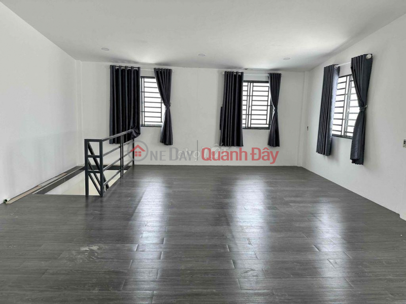 House for sale on Le Loi street, opposite Hong Phat commercial housing area Sales Listings