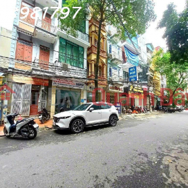 House for sale on Den Lu 2 street, Hoang Mai, 40m², 4 floors, 12.8 billion, red book _0