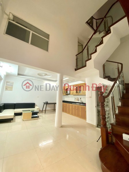 Property Search Vietnam | OneDay | Residential, Rental Listings | House for rent on Chinh Kinh Street, 43m2 x 2.5 floors, 2 bedrooms, 2 bathrooms, 11 million