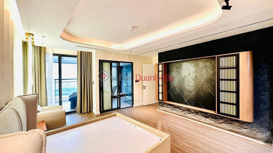 PENTHOUSE MIPEC LONG BIÊN 228m, phong cách Châu Âu, full nội thất | Việt Nam | Bán ₫ 15,7 tỷ