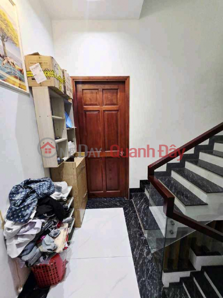 Bình Tân Niêm yết bán (2E0RO-160397853)
