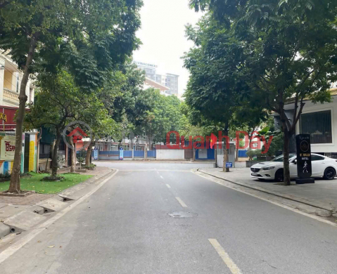Bán 5 căn biệt thự liền kề Trung Văn, 70- 105-217m2, sổ đỏ chính chủ, giá tốt _0