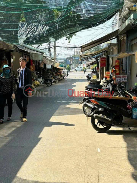 House for sale in front of Long Binh Tan Bien Hoa Market, right at BigC Vung Tau Intersection Sales Listings