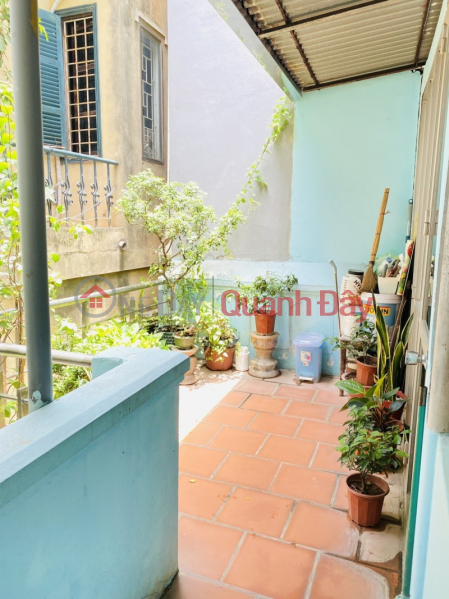 đ 5.05 Billion | Cat Linh private house for sale, Dong Da, 40m, 4 floors, 5m frontage, beautiful, rare shallow alley, 5 billion, contact 0817606560