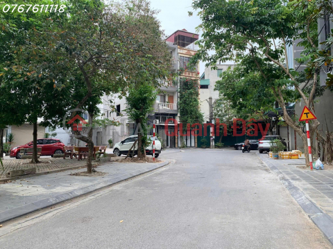 Resettlement land for sale in Thach Ban Ward, cars can pass each other, sidewalk 3m, 80m, frontage 5.5m, unit price 118 million _0