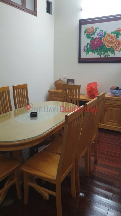 Cho thuê căn hộ Tập thể tầng 2 Chùa Bộc, 60m2, 2 ngủ, 2 vệ sinh, 9 Triệu/th _0