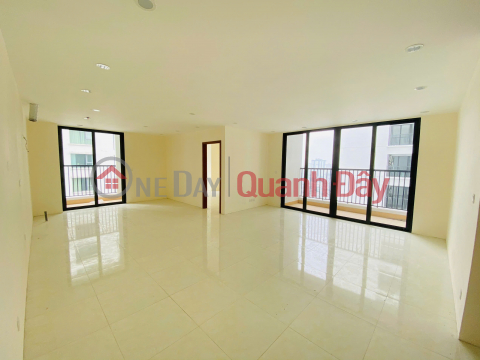 Apartment for rent 3 bedrooms 116m2 basic furniture Housinco Nguyen Xien Thanh Xuan price 16 million _0