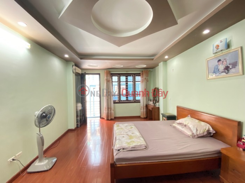 đ 7.15 Billion, Apartment for urgent sale of Chua Lang house - Dong Da - 64m x 4m 4 floors - Hai Thoang