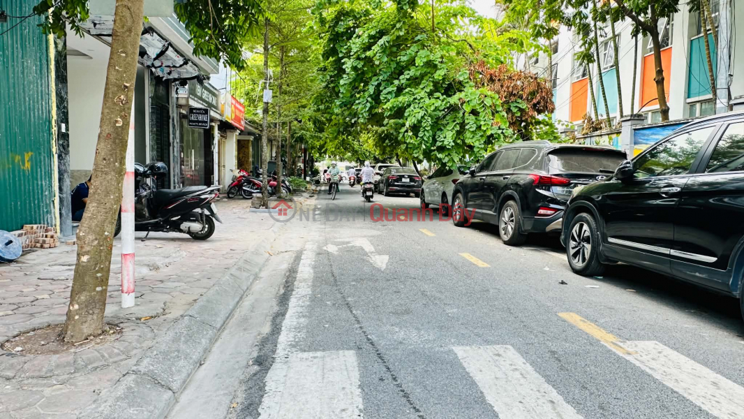 Property Search Vietnam | OneDay | Residential | Sales Listings House for sale in Viet Hung, 5 floors, elevator, 6m frontage, sidewalk, car access, next to Vinhomes Riverside.