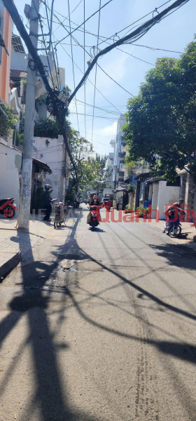 CỰC PHẨM ĐẦU TƯ – TÒA CHDV 6 TẦNG NGAY EMART GÒ VẤP Việt Nam, Bán, đ 21,9 tỷ