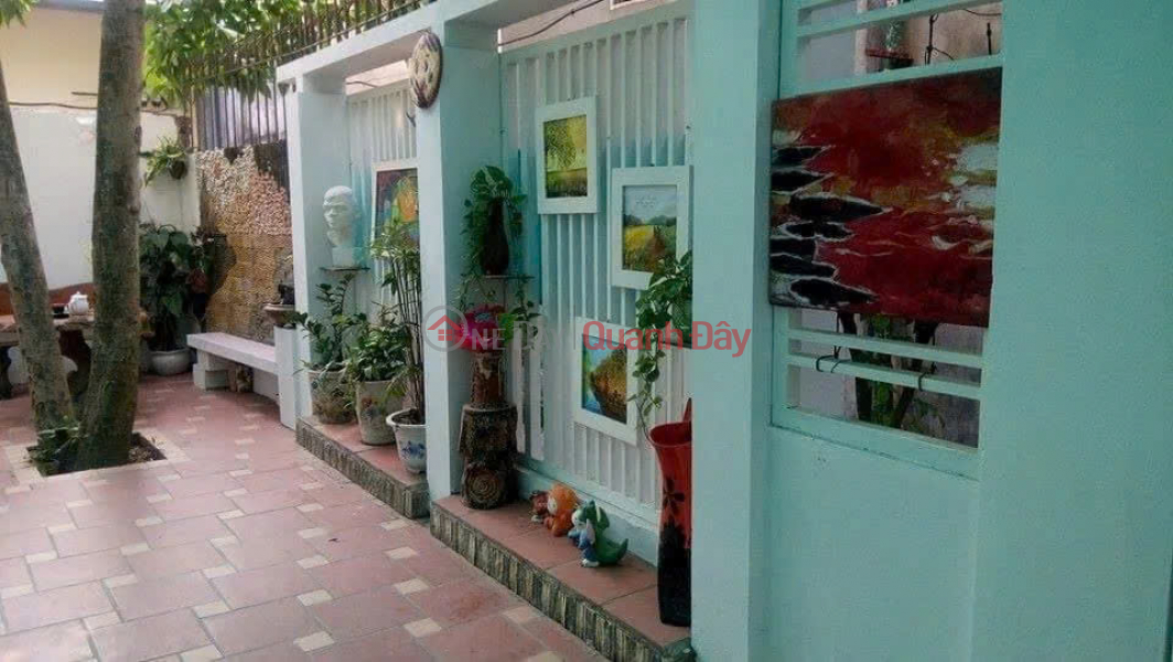 NHÀ ĐẸP DÂN XÂY Phố Gia Quất 169M2 X 3 tầng, mặt tiền 15m,11.5 tỷ Long Biên. Niêm yết bán
