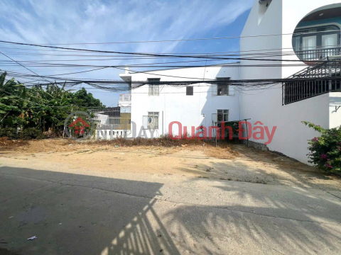 Corner lot for sale in Vinh Thanh commune, Nha Trang. Price: 2 billion 190 million _0