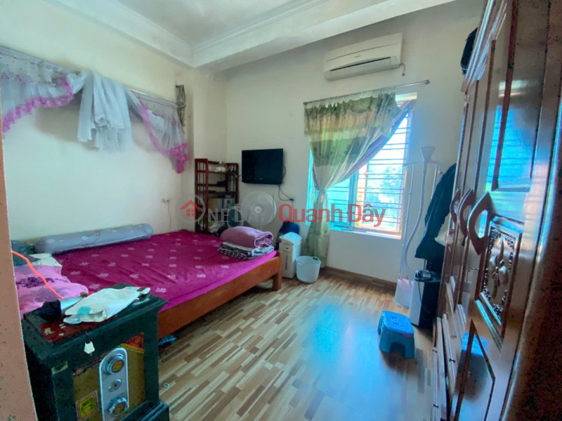 CC transferred to work, quickly selling 2-storey house in TDC Hoang Dieu, nearly 70m2 Sales Listings